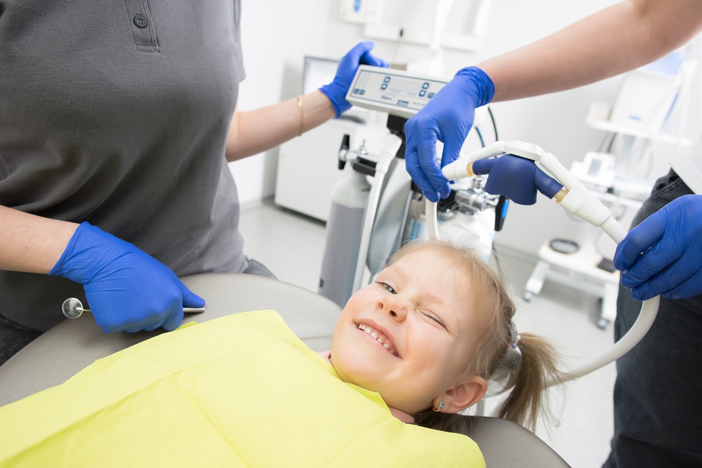 Wie oft sollten Kinder zum Zahnarzt